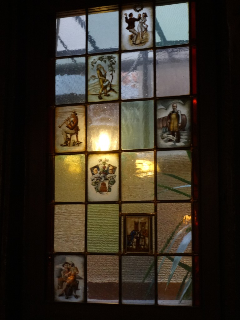 Stained glass window at Schnitzelbank